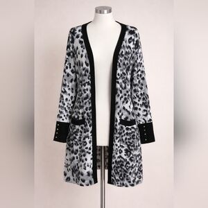 Womens Plus |Black & White Leopard-Print Open Cardigan Knit Sweater | c1